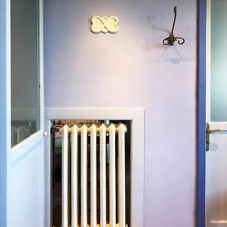 With Terrace And Loft With Garden In Naviglio Pavese Гостевой дом Милан
