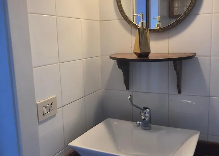 With Terrace And Loft With Garden In Naviglio Pavese Pensjonat